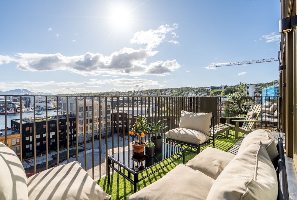 TotalApartments Northern Lights Penthouse