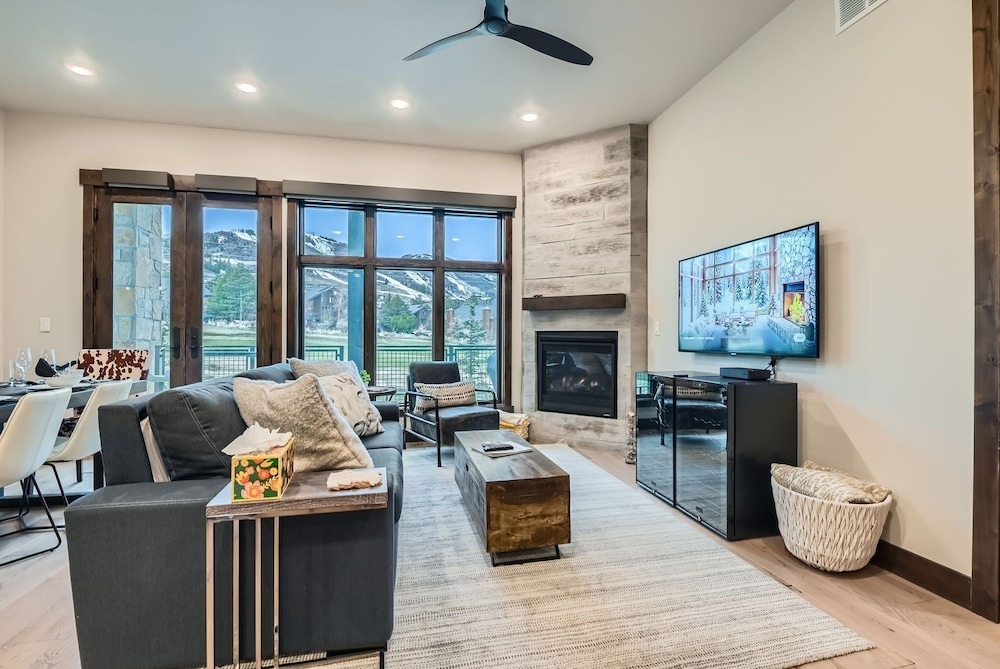 Blackstone Majesty In The Mountains 2g 2 Bedroom Condo