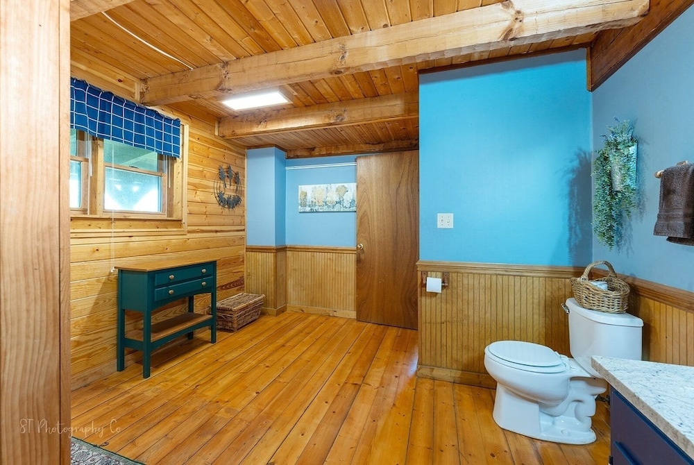 Sweet Magnolia 2 Bedroom Home