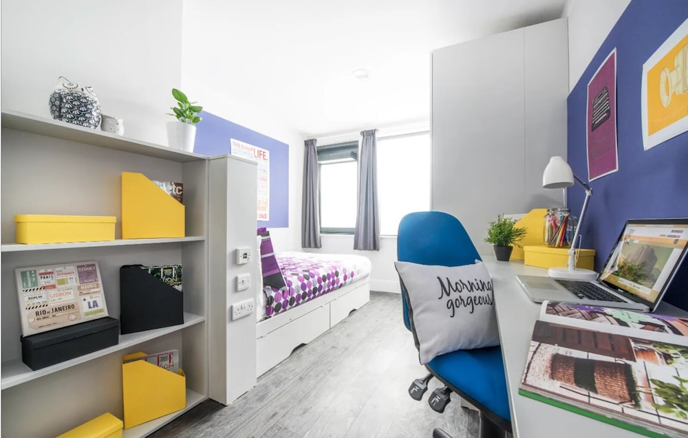 Student Only Ablett House
