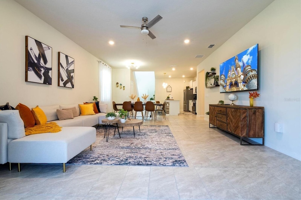 VedaHive Luxury Villa