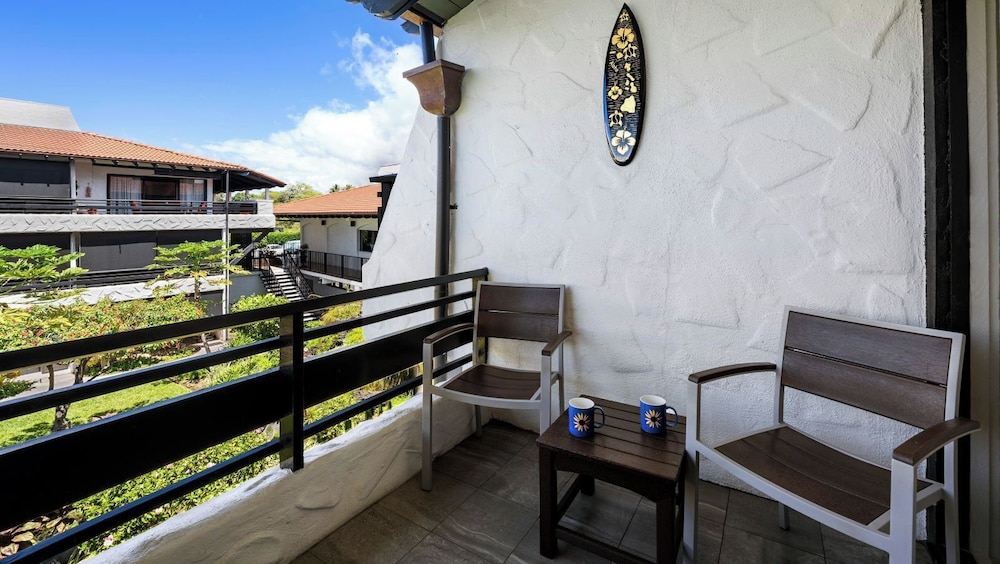 Ocean View - No Stairs! - In Unit Washer/dryer -top Floor- Vrkcv