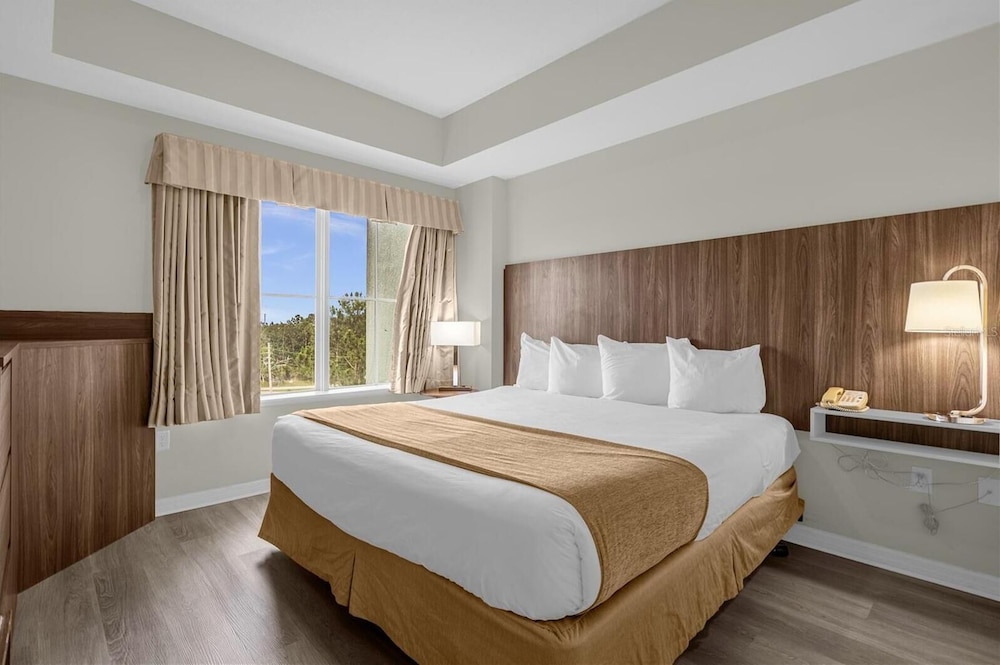 Premier Resort Condos Near Universal