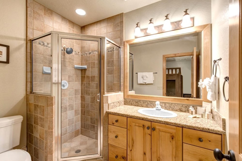 Park City KBM Resorts Walk To Park City Mountain Resort 2 Units, 7 Bedrooms Ml-1919