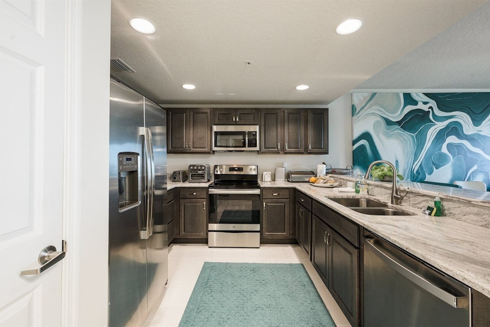 Unit 203 Aruba - 3 Bedroom Ocean Front