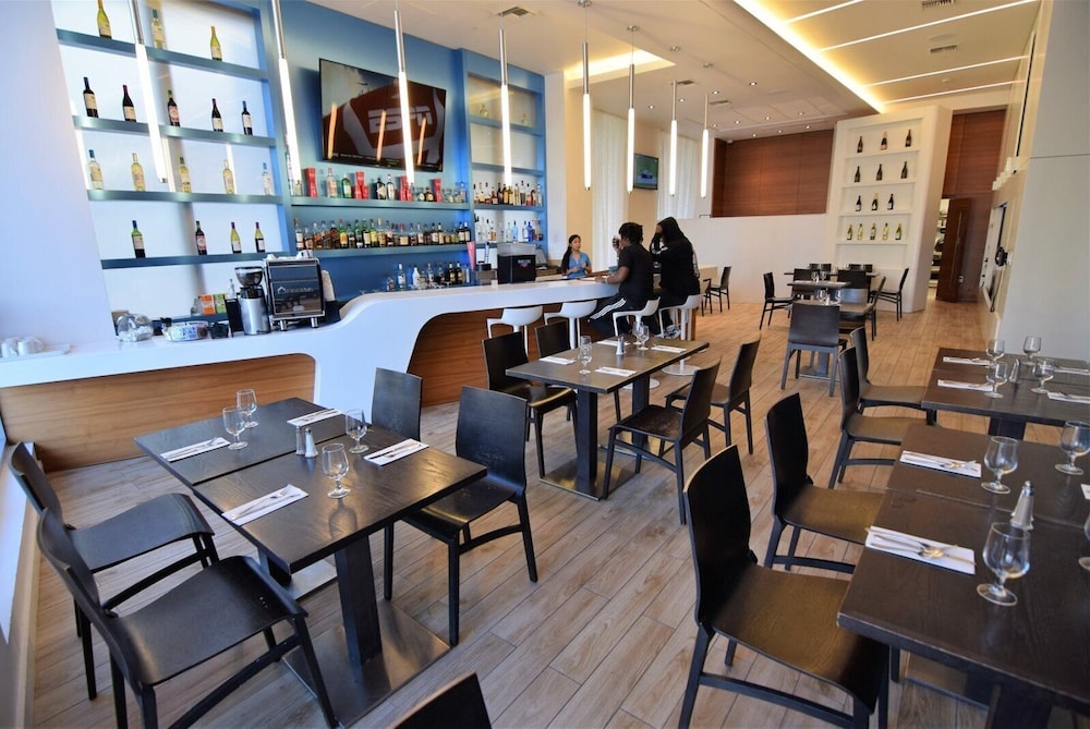 Spectacular Ocean & Bay View Residence 1 Bed 1 Bath @ Beachwalk Resort - Image 5