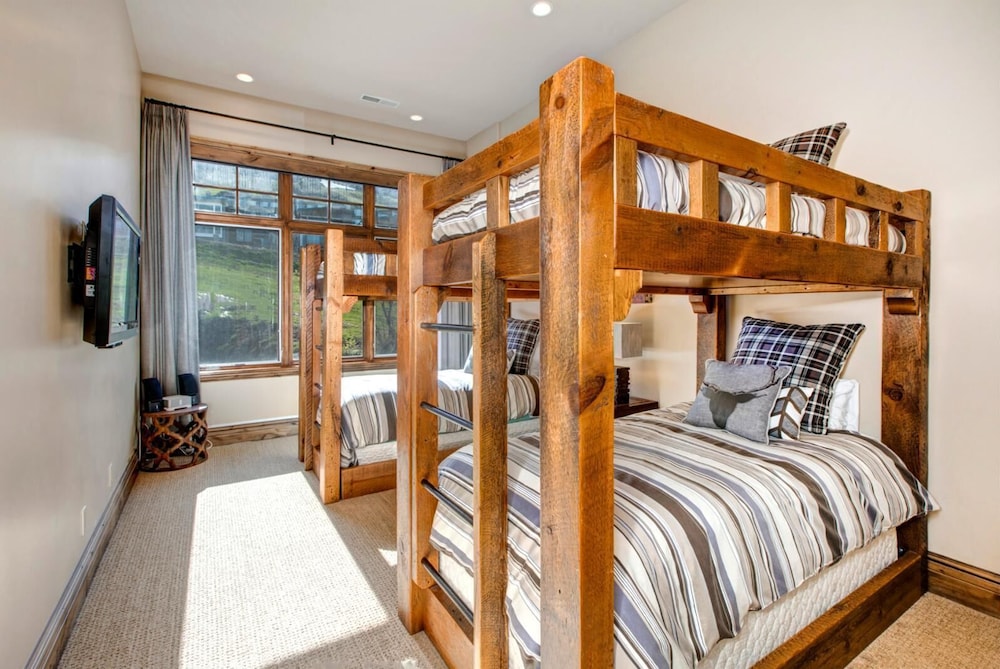 Vintage on the Strand Collection by KBM - 2 Homes in same complex (14/17)