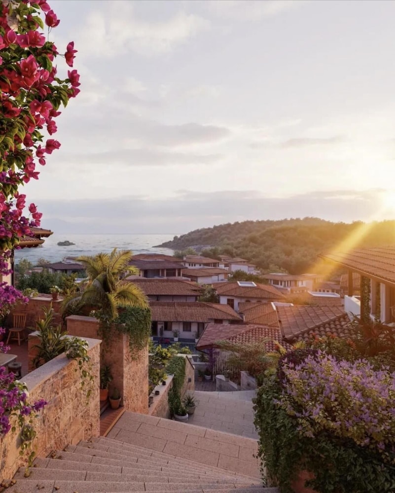 Las Catalinas - 2 BR Condo Just Steps to the Beach - Casa el Chante