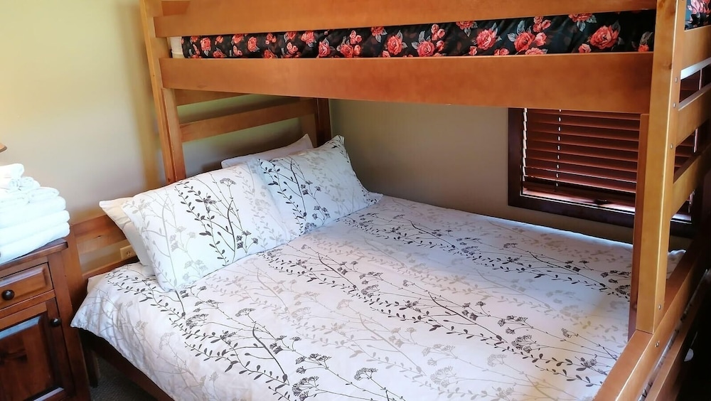 Sun Peaks Vacations - Woodhaven 19 - Property Image 25