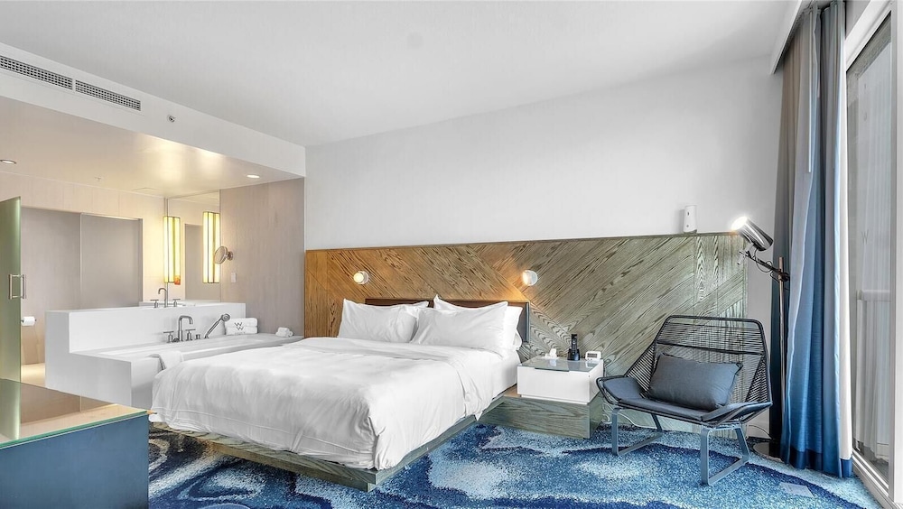 Lux Two BR Suite at W Fort Lauderdale