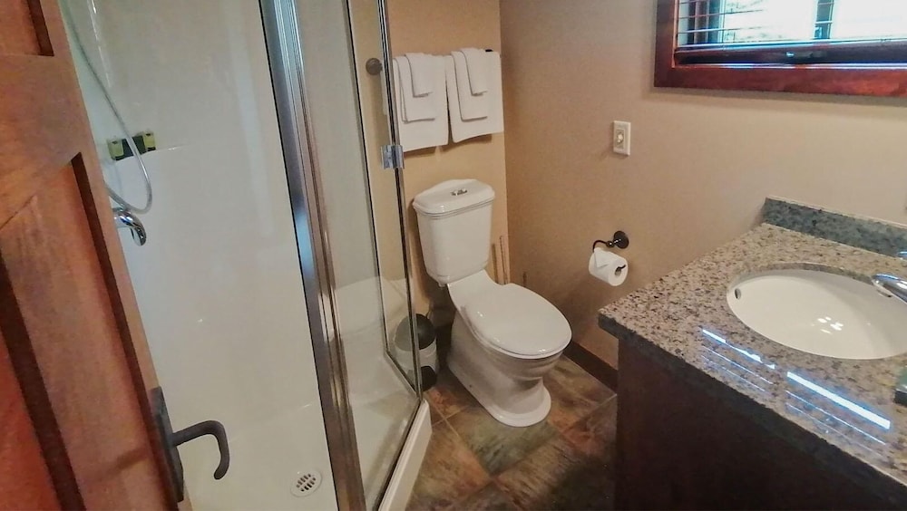 Sun Peaks Vacations - Woodhaven 19 - Property Image 33