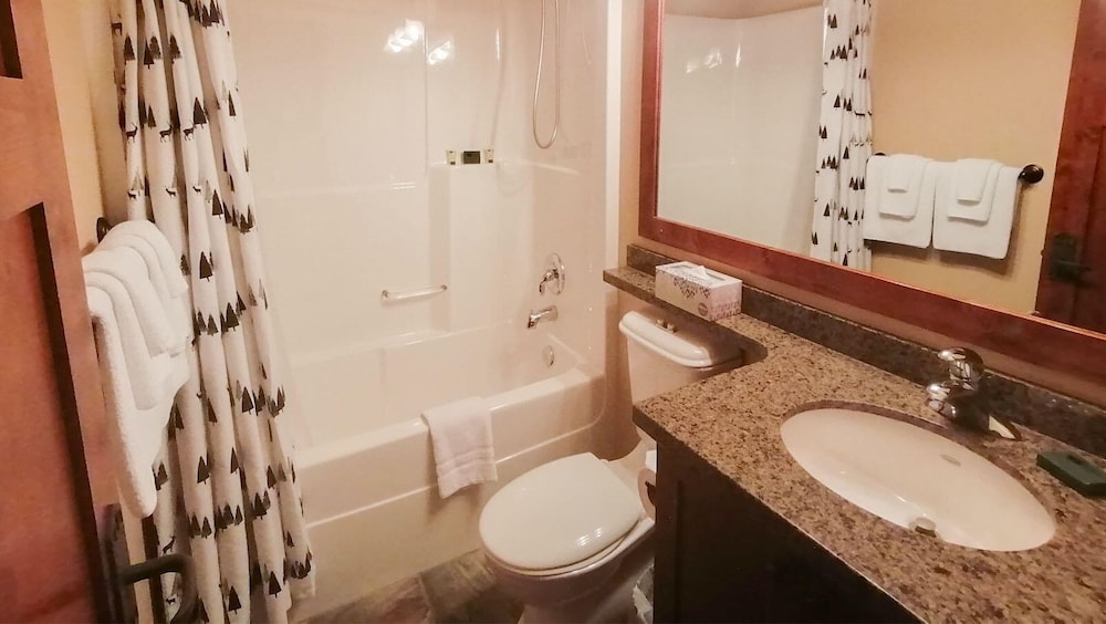 Sun Peaks Vacations - Woodhaven 19 - Property Image 32
