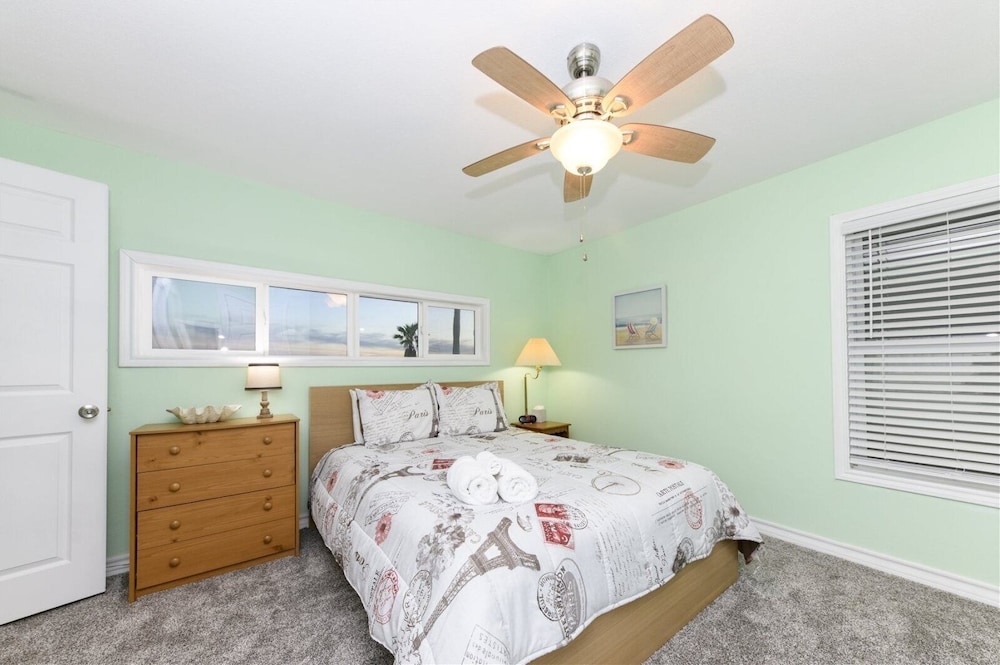Dolphin Paradise view 5