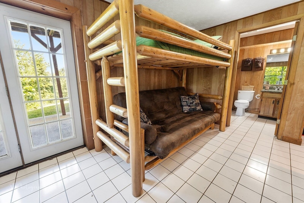 Sweet Magnolia 2 Bedroom Home