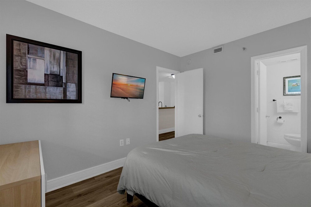 Premium Condos near Universal Studios