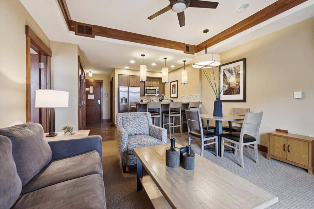 Ski-in/ski-out One Ski Hill Place 1 Bedroom Luxury Condo