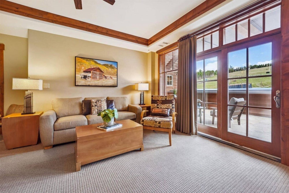 Ski-in/ski-out One Ski Hill Place 2 Bedroom Luxury Condo