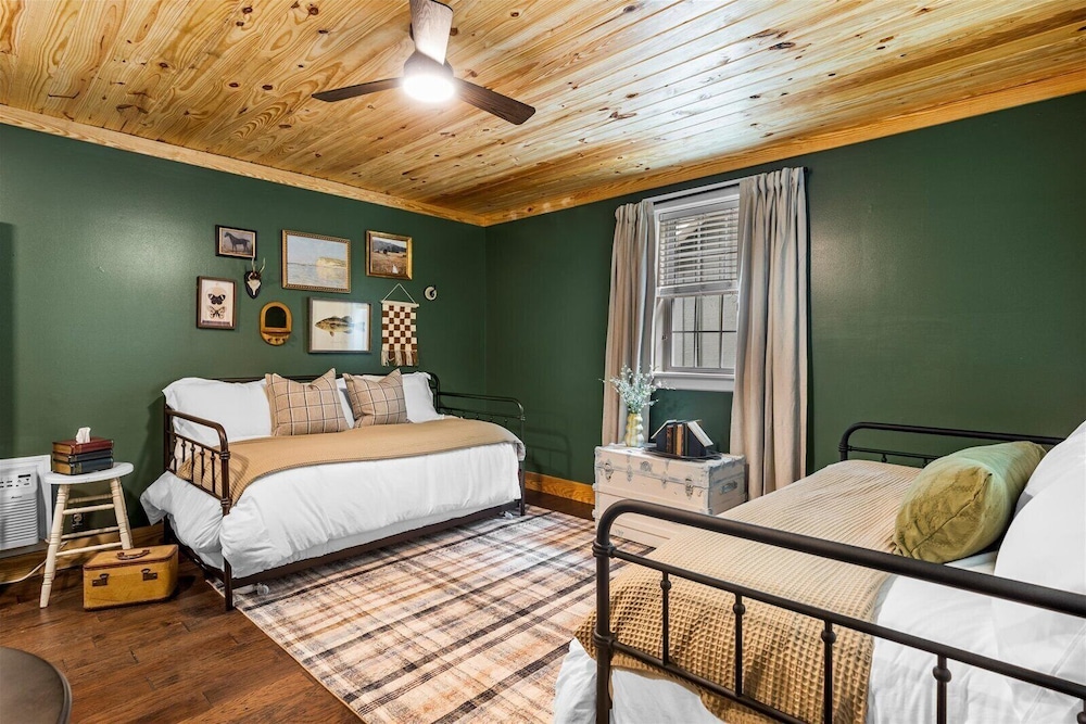 Lookout Mountain Inn