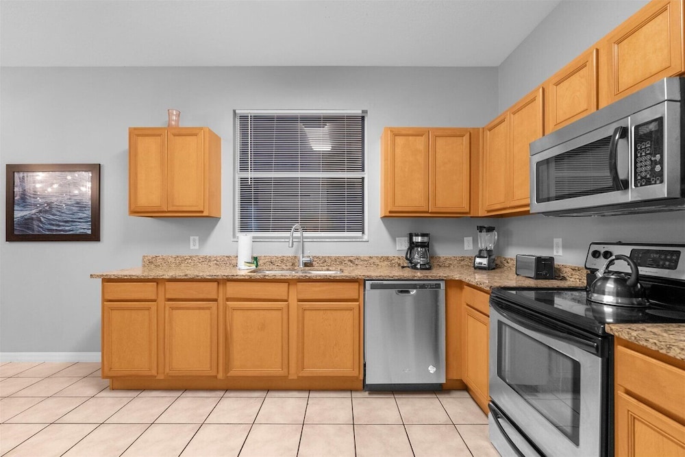Davenport Luxury 8-Guest Villa