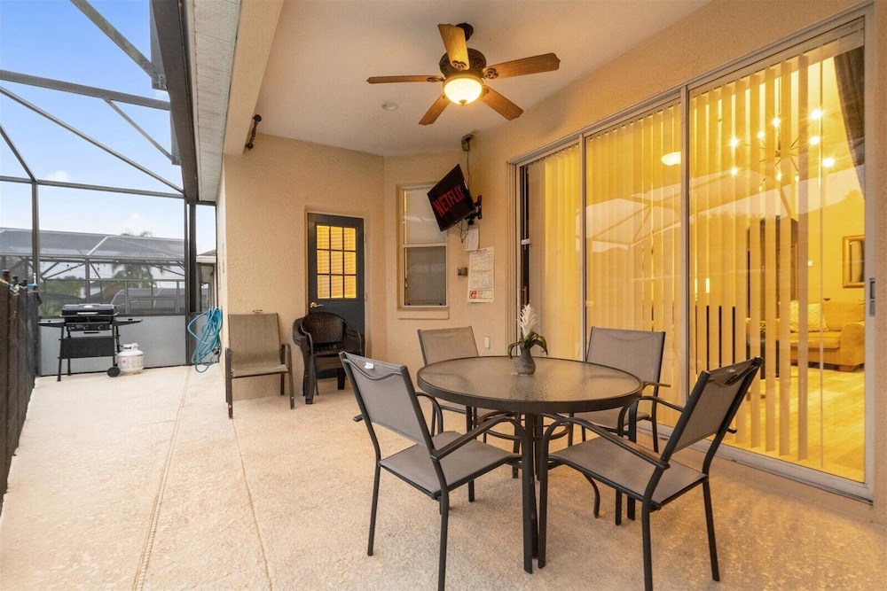 Davenport Luxury 8-Guest Villa