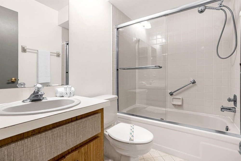 Upstay 2BR Golfer's Retreat w Patio Ventura Resort
