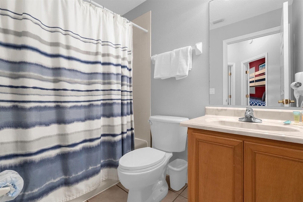 Davenport Luxury 8-Guest Villa