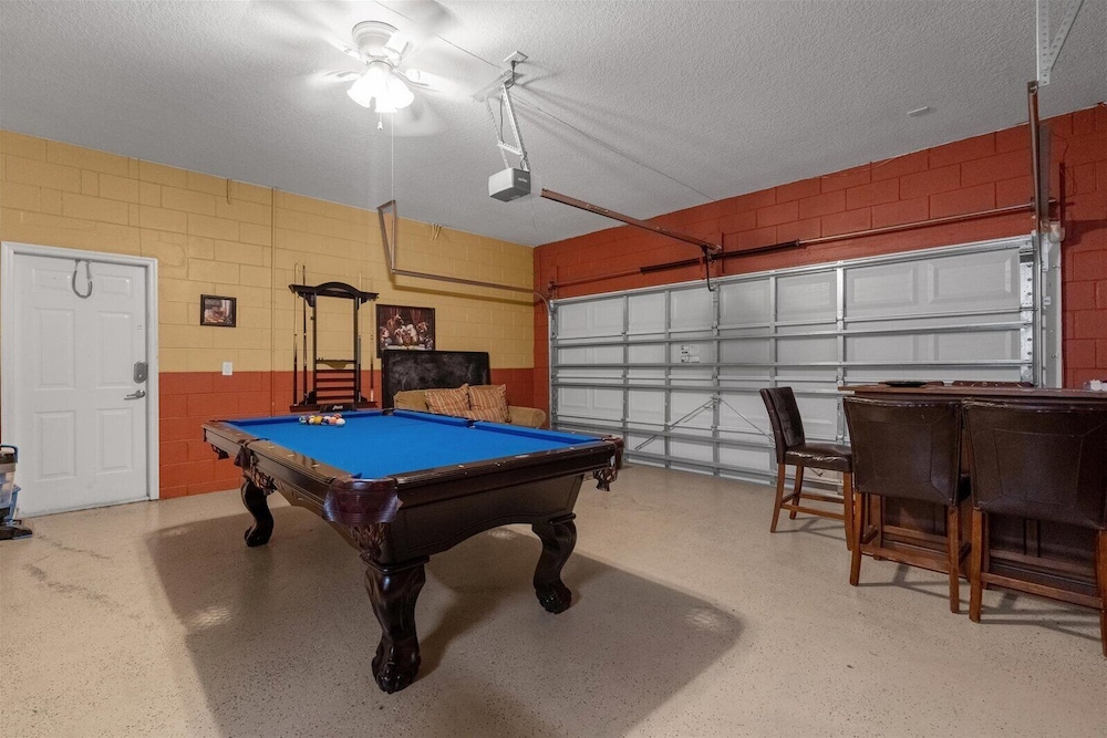Davenport Luxury 8-Guest Villa