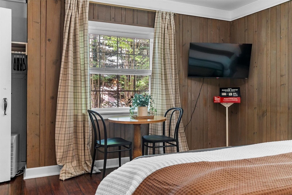 Lookout Mountain Inn