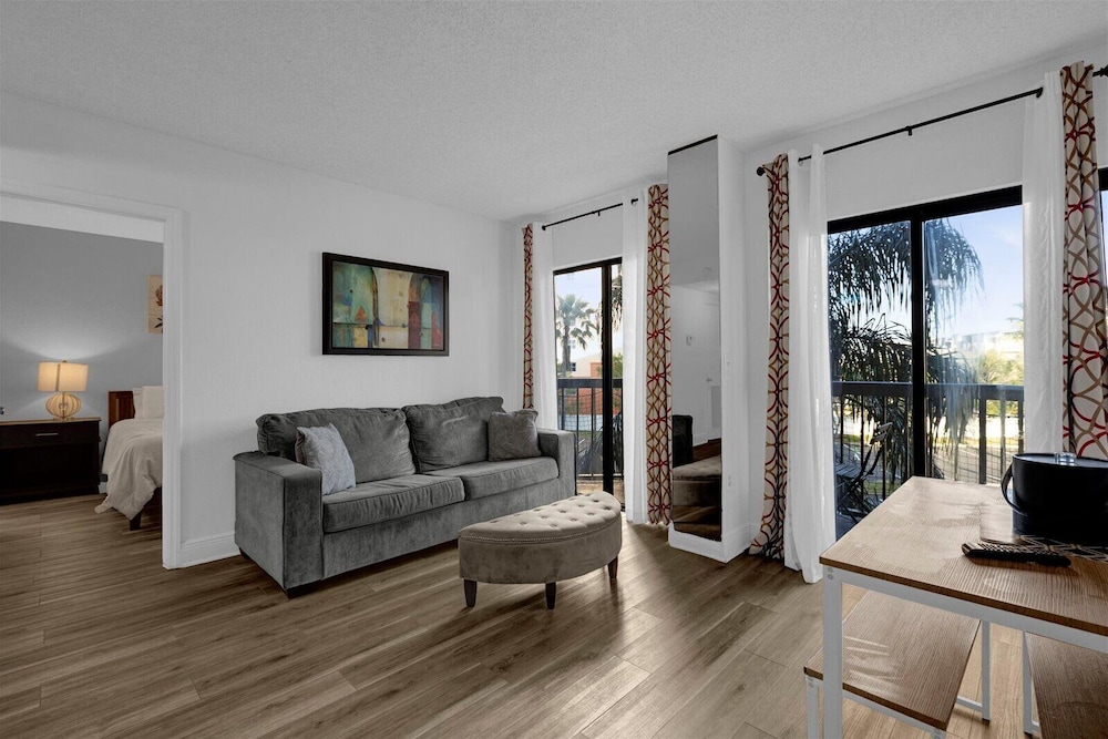 Premium Condos near Universal Studios