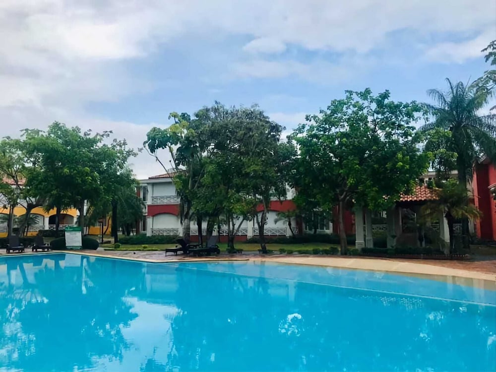 Las Brisas, Juan Dolio, 3br, 2 Pools, Jacuzzi, Beach, Golf, 7 Sleeps