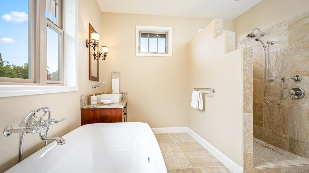 Private Covered Lanai & Pool - Central AC - Golf Fairway Views - Vrkcv