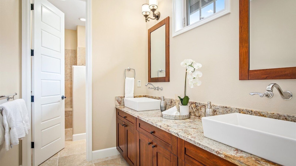 Private Covered Lanai & Pool - Central AC - Golf Fairway Views - Vrkcv