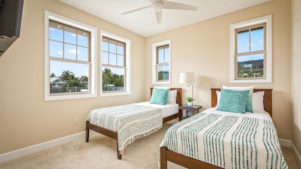 Private Covered Lanai & Pool - Central AC - Golf Fairway Views - Vrkcv
