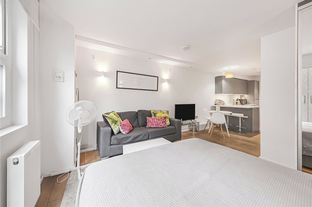 Chic Studio in Camden