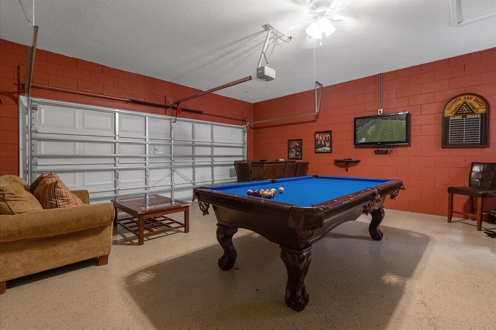 Davenport Luxury 8-Guest Villa