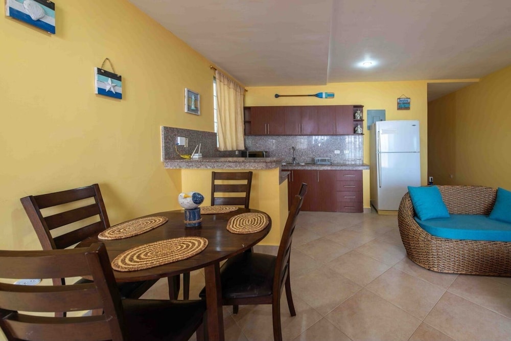 SUIT BRISAMAR SANTA MARIANITA BeachManta