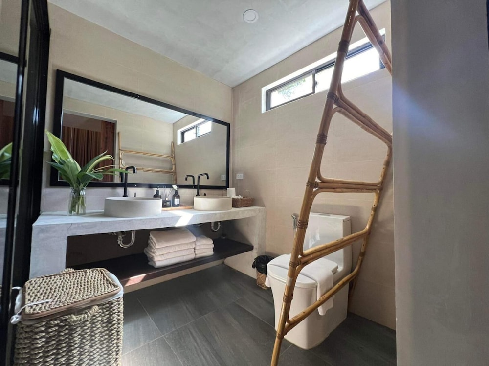 Lio Villas Resort