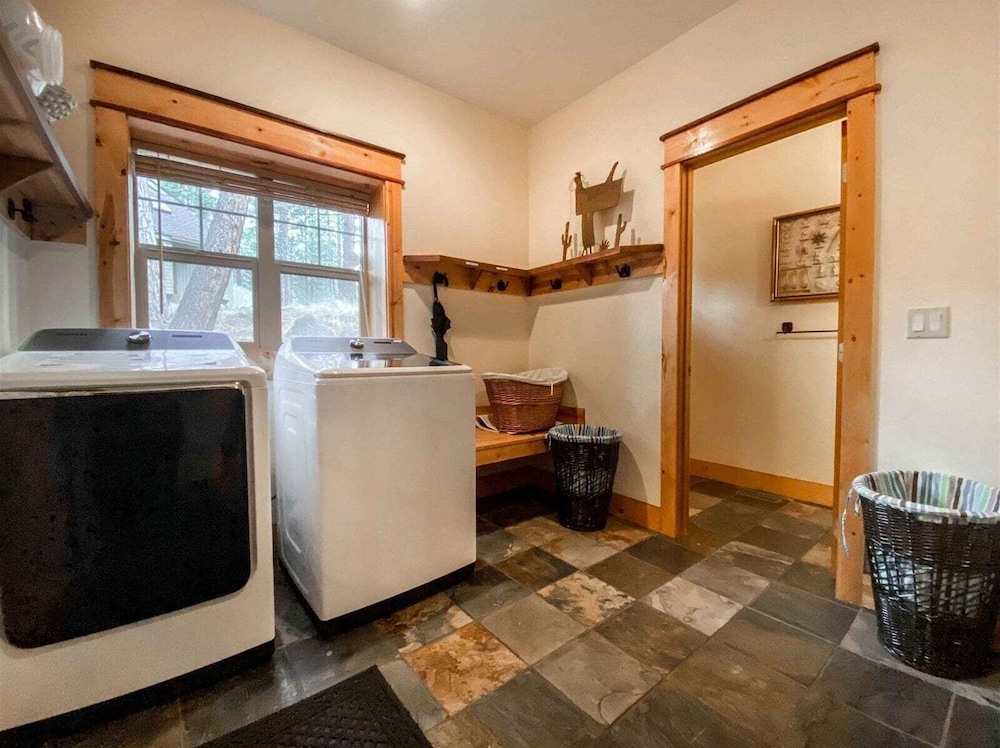 Red Fir 14 5 Bedroom Home