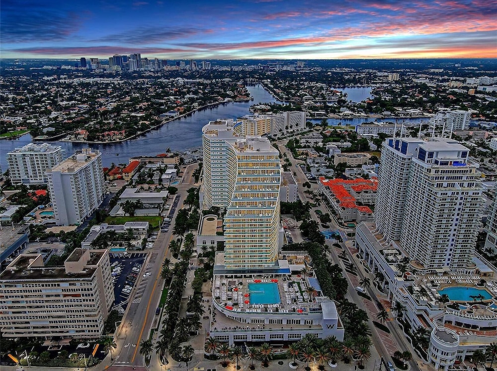Lux Two BR Suite at W Fort Lauderdale