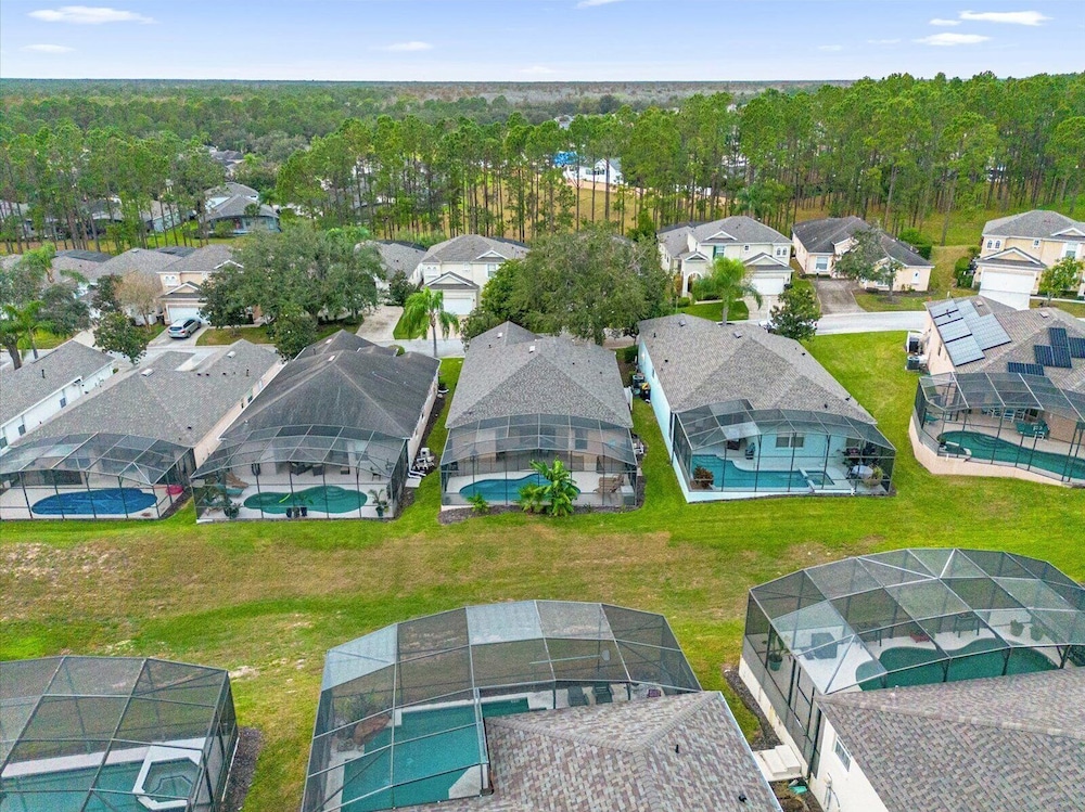 Davenport Luxury 8-Guest Villa
