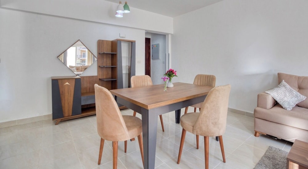 Bright apartment in rehab city