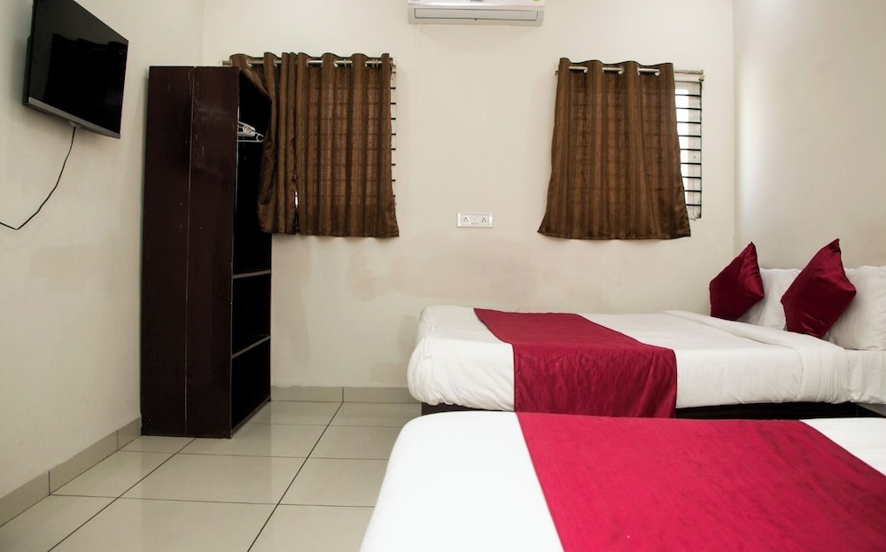 Hotel Shiv Parvati