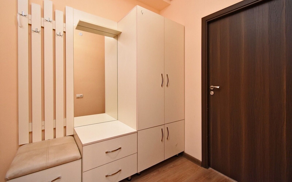 Apartment on Glendale Hills
