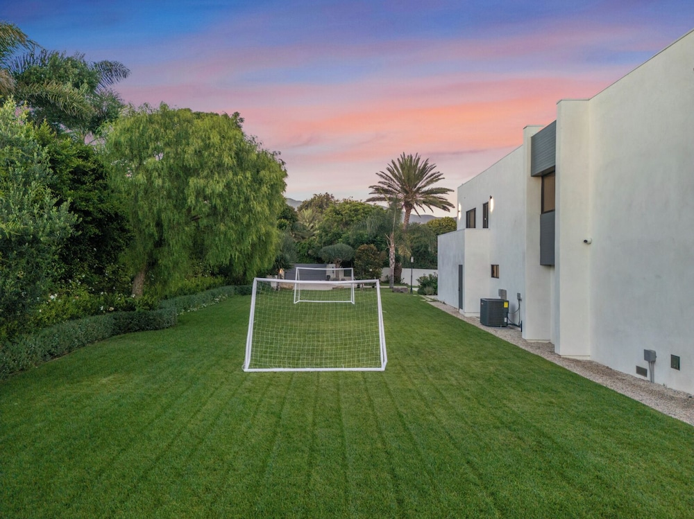 Morning View Malibu - Malibu Masterpiece in the Making w/ Views & Beach Access
