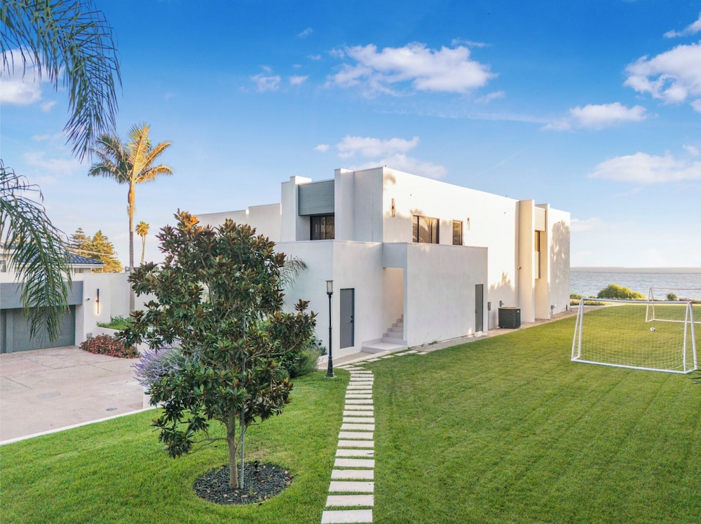 Morning View Malibu - Malibu Masterpiece in the Making w/ Views & Beach Access