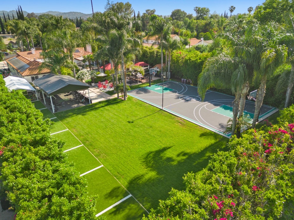Woodland Hills Vacations - Erwin Estate - Property Image 17