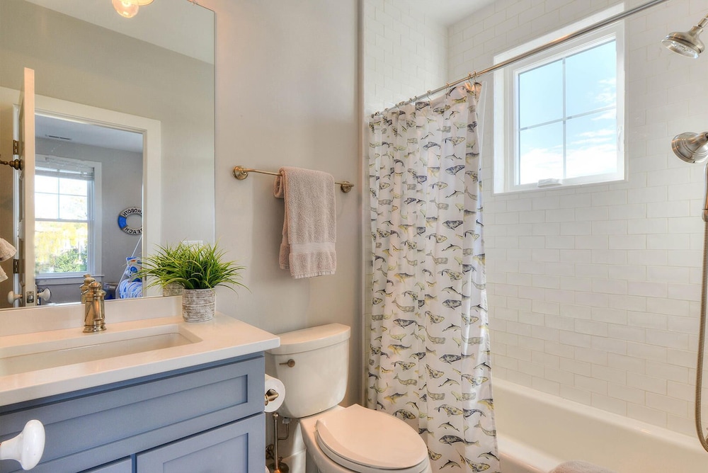 Laurel Street 306