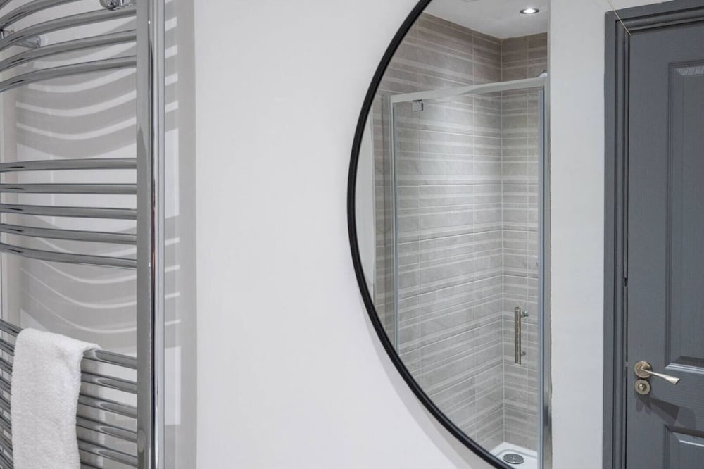 Stunning One Bedroom Apartments