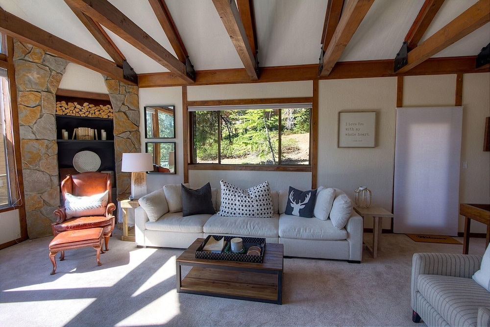 Lake Tahoe Vacations - Inclining View 3 Bedroom Home by RedAwning - Property Image 12
