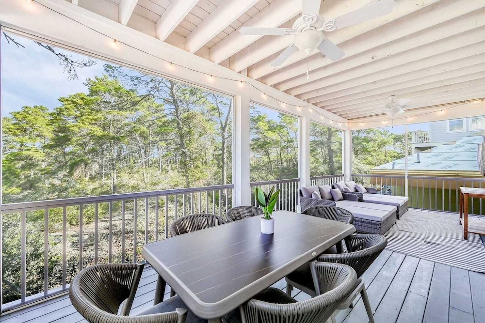 Newly Built, Walk to Dune Allen Beach, Pool 30A Ocean Pearl by Avantstay